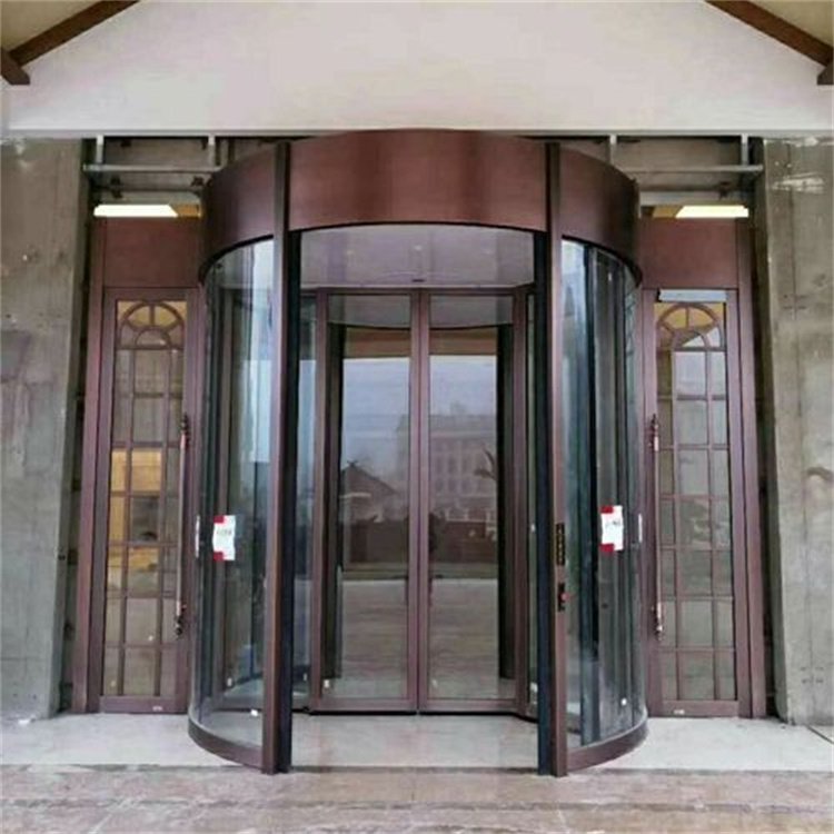兩翼豪華旋轉門 全自動銅質工藝，定制隔斷，尊享之選
